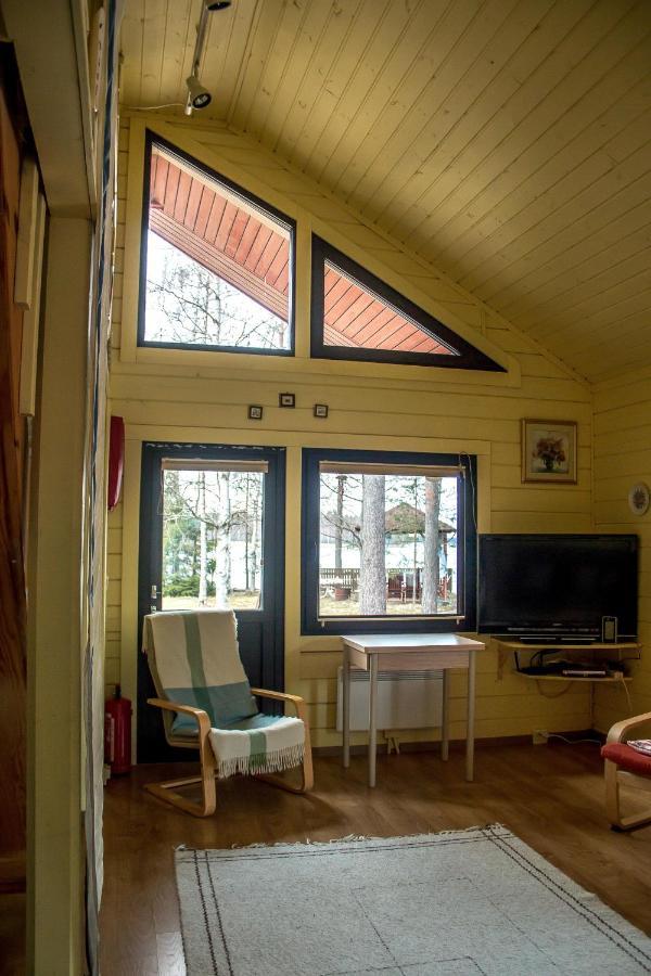 Cottage Kesaeranta Kumia Exterior foto